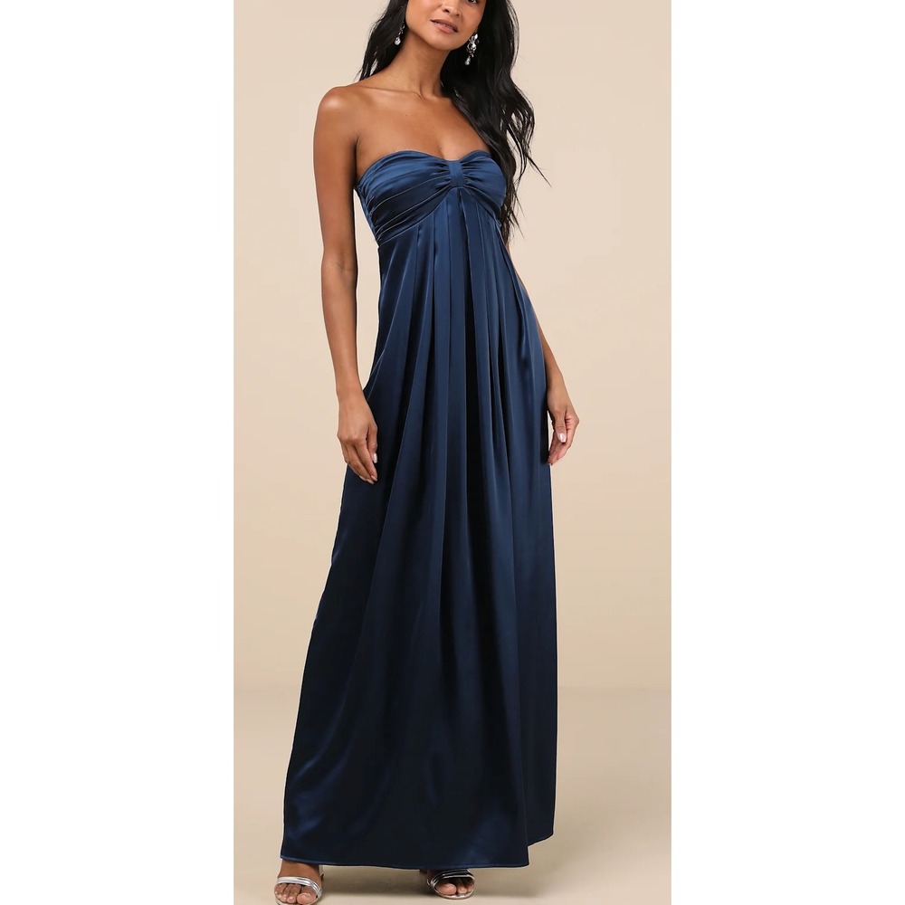 NWT Lulus Memorable Entrance Dark Blue Strapless Satin Maxi Dress Sz Small